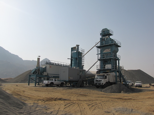 800mm Conveying Belt Width Mobile Asphalt Mixing Plant With High Pressure Atomizing Burner